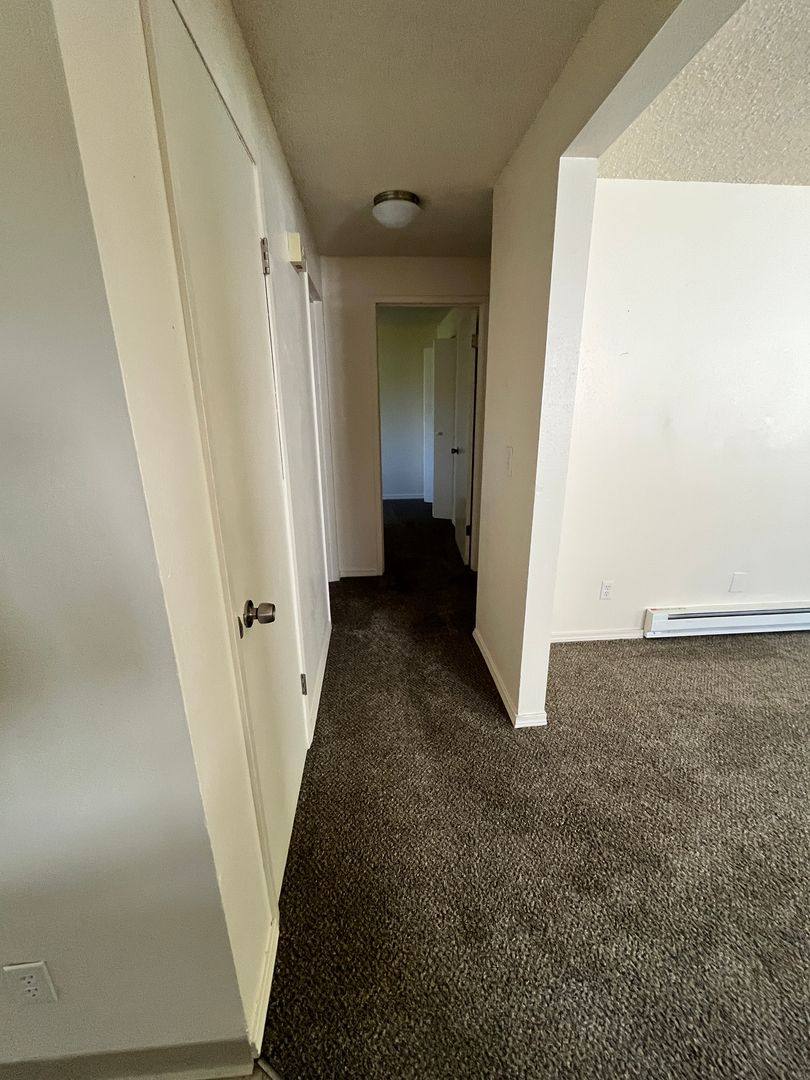 Apartment for rent at 1425-1525 Tracy Court, Albany, OR 97321