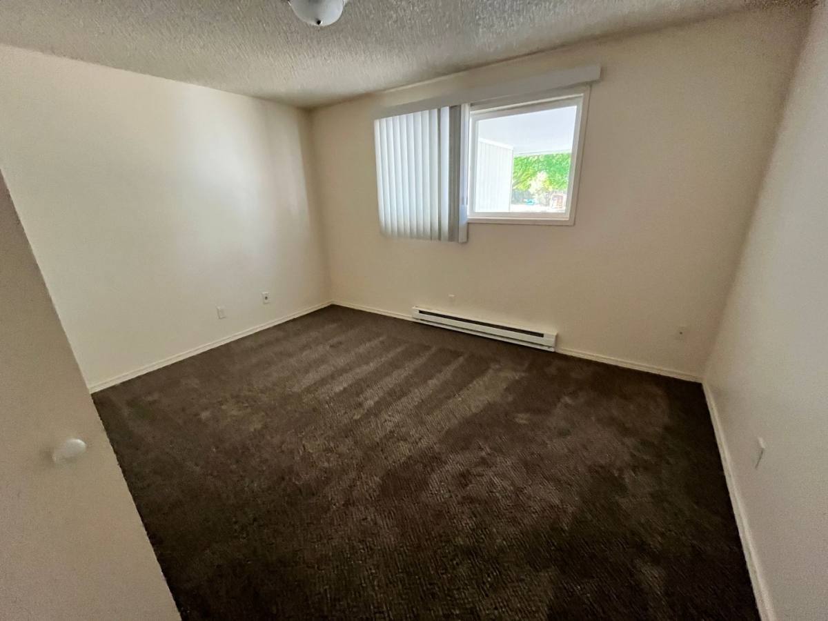 Apartment for rent at 1425-1525 Tracy Court, Albany, OR 97321