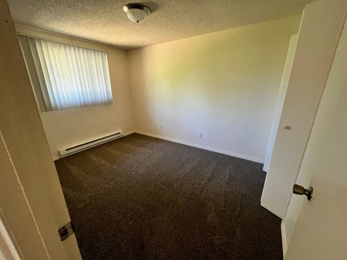 Apartment for rent at 1425-1525 Tracy Court, Albany, OR 97321