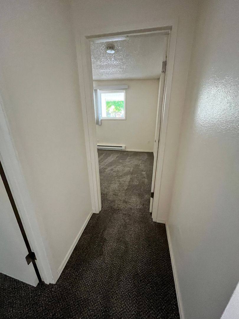 Apartment for rent at 1425-1525 Tracy Court, Albany, OR 97321