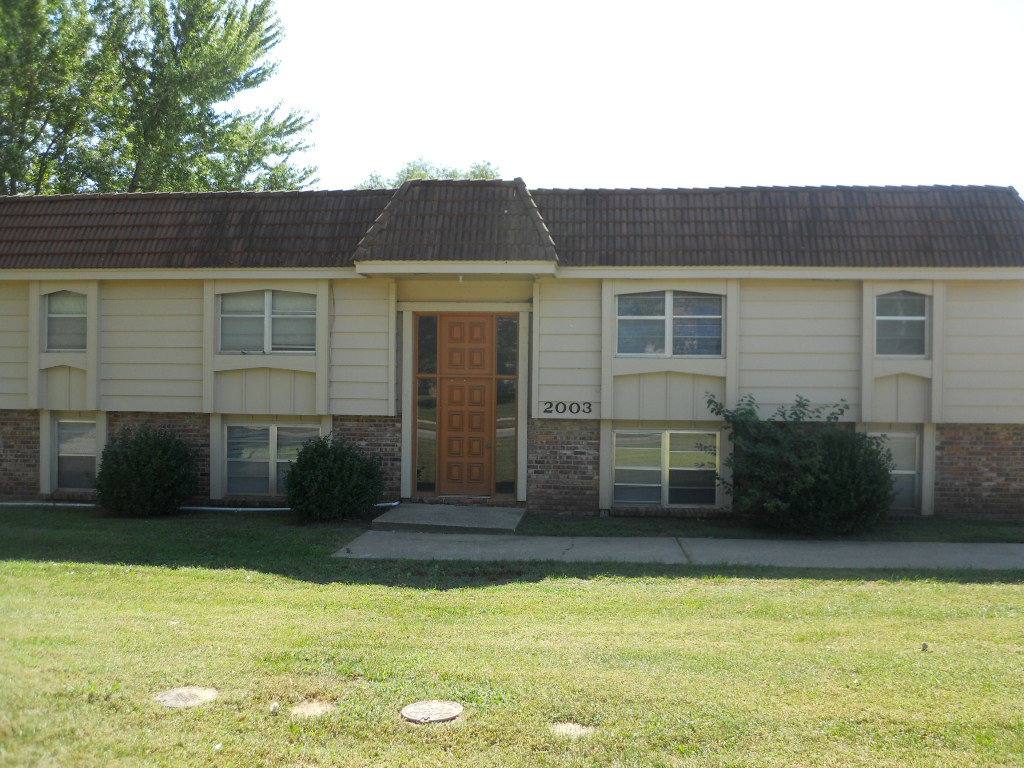Apartment for rent at 2003 W 27th St #2, Lawrence, KS 66046