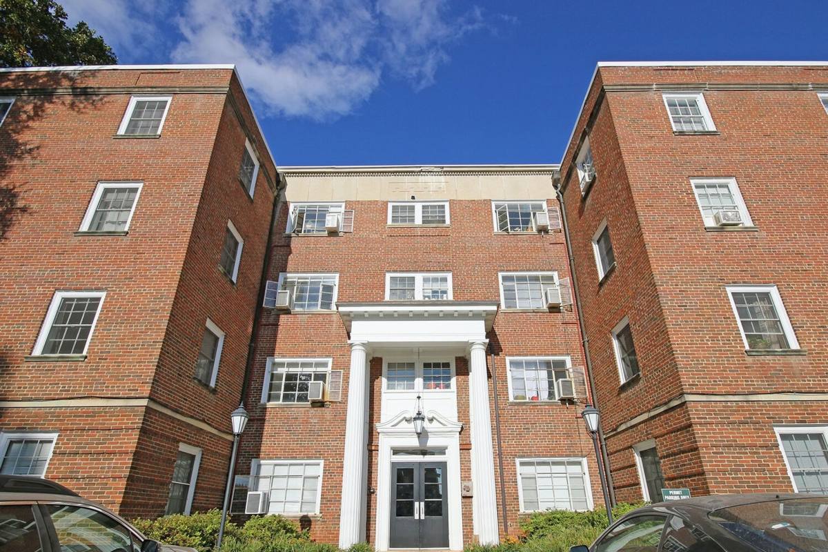 Apartment for rent at 32 University Circle, Charlottesville, VA 22903
