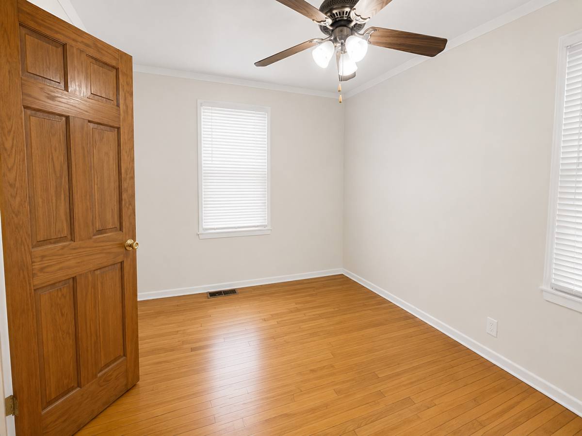 1062 11th Ave SE, Minneapolis, MN 55414 - Apartment for Rent - Image 5