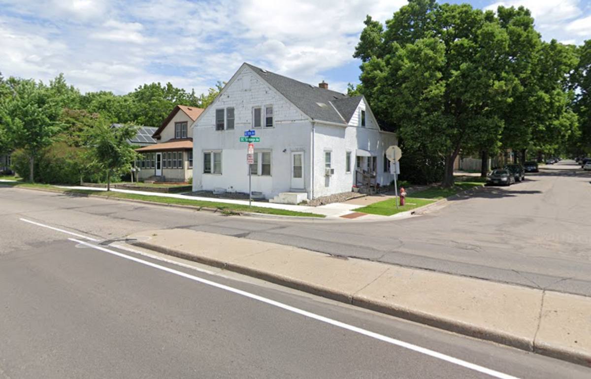 Apartment for rent at 1062 11th Ave SE, Minneapolis, MN 55414