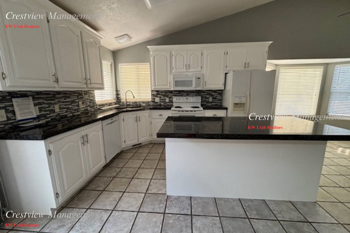 Apartment for rent at 10519 S Poplar Grove, South Jordan, UT 84095