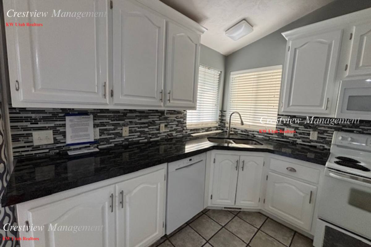 Apartment for rent at 10519 S Poplar Grove, South Jordan, UT 84095