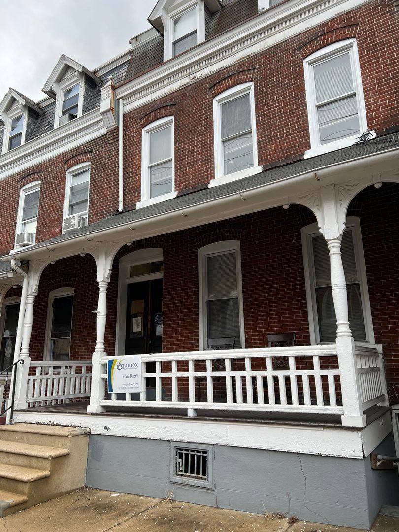 Apartment for rent at 139 N 10th St, Allentown, PA 18102