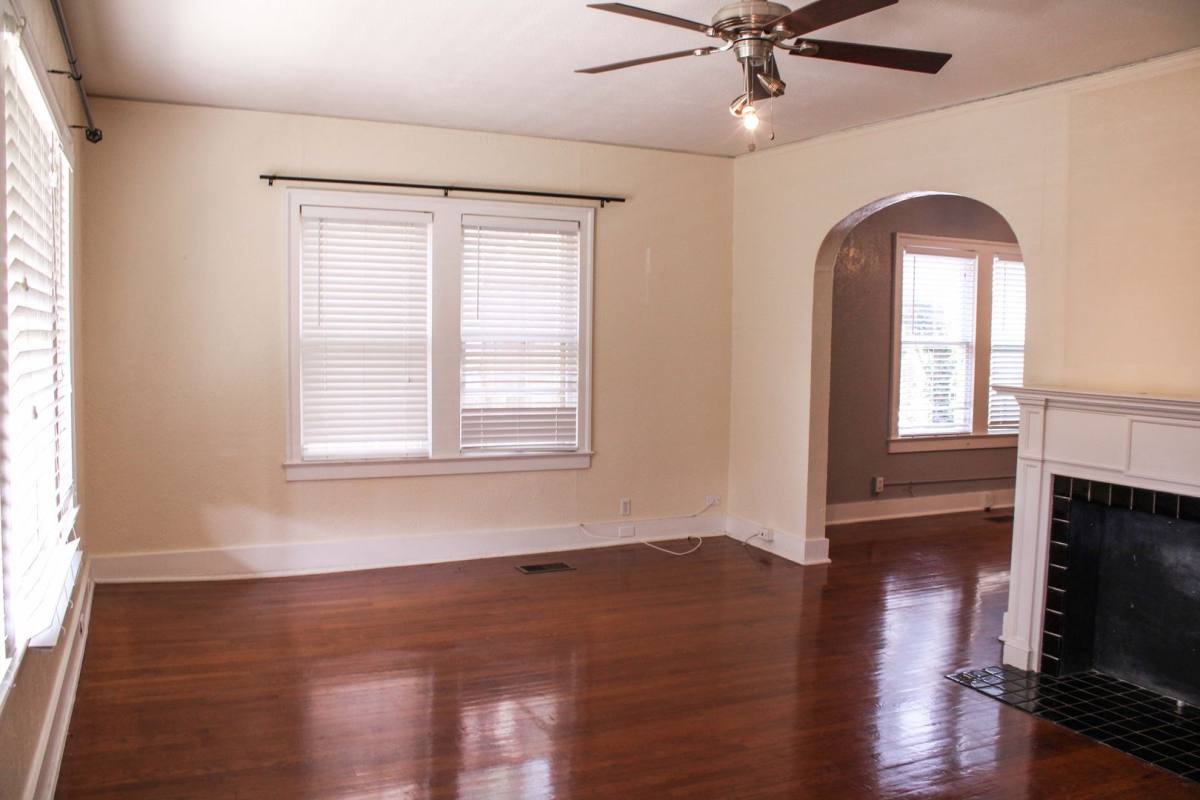Apartment for rent at 311 E Rosewood Ave #102, San Antonio, TX 78212