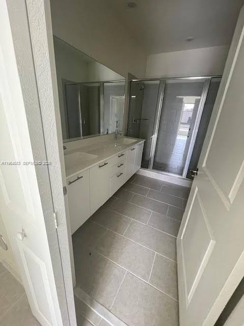 Condo for rent at 8167 NW 41st St, Miami, FL 33166