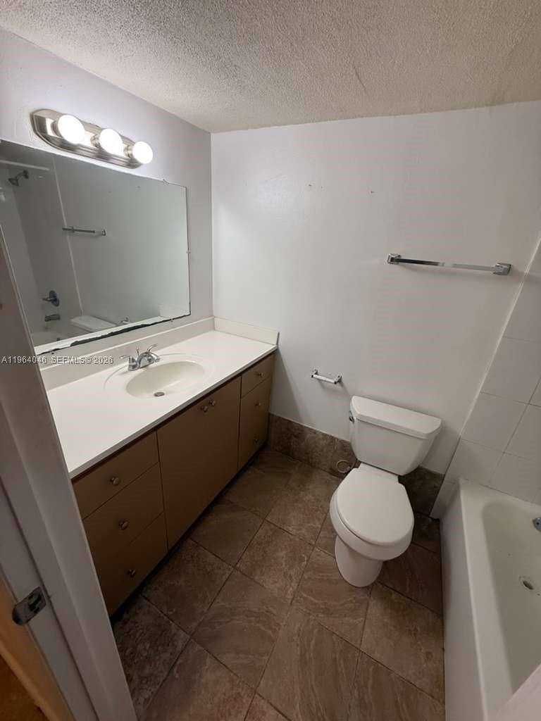 Apartment for rent at 11101 Royal Palm Blvd, Coral Springs, FL 33065
