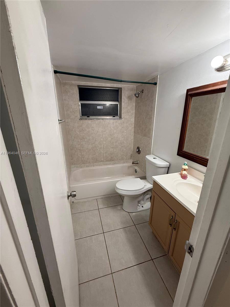 Apartment for rent at 11101 Royal Palm Blvd, Coral Springs, FL 33065