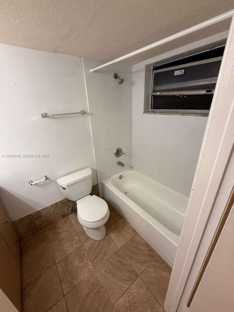 Apartment for rent at 11101 Royal Palm Blvd, Coral Springs, FL 33065