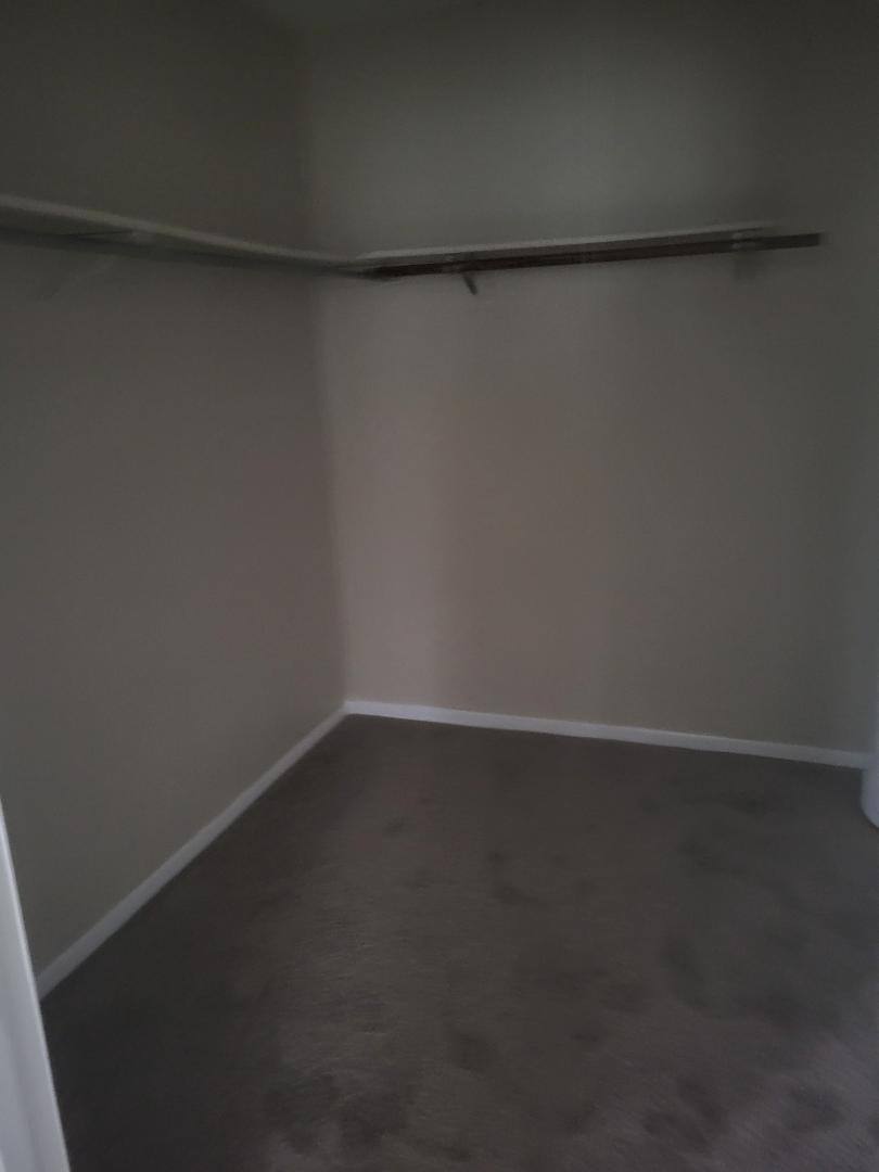 Townhouse for rent at 3101 Navarre Ave #G, Oregon, OH 43616