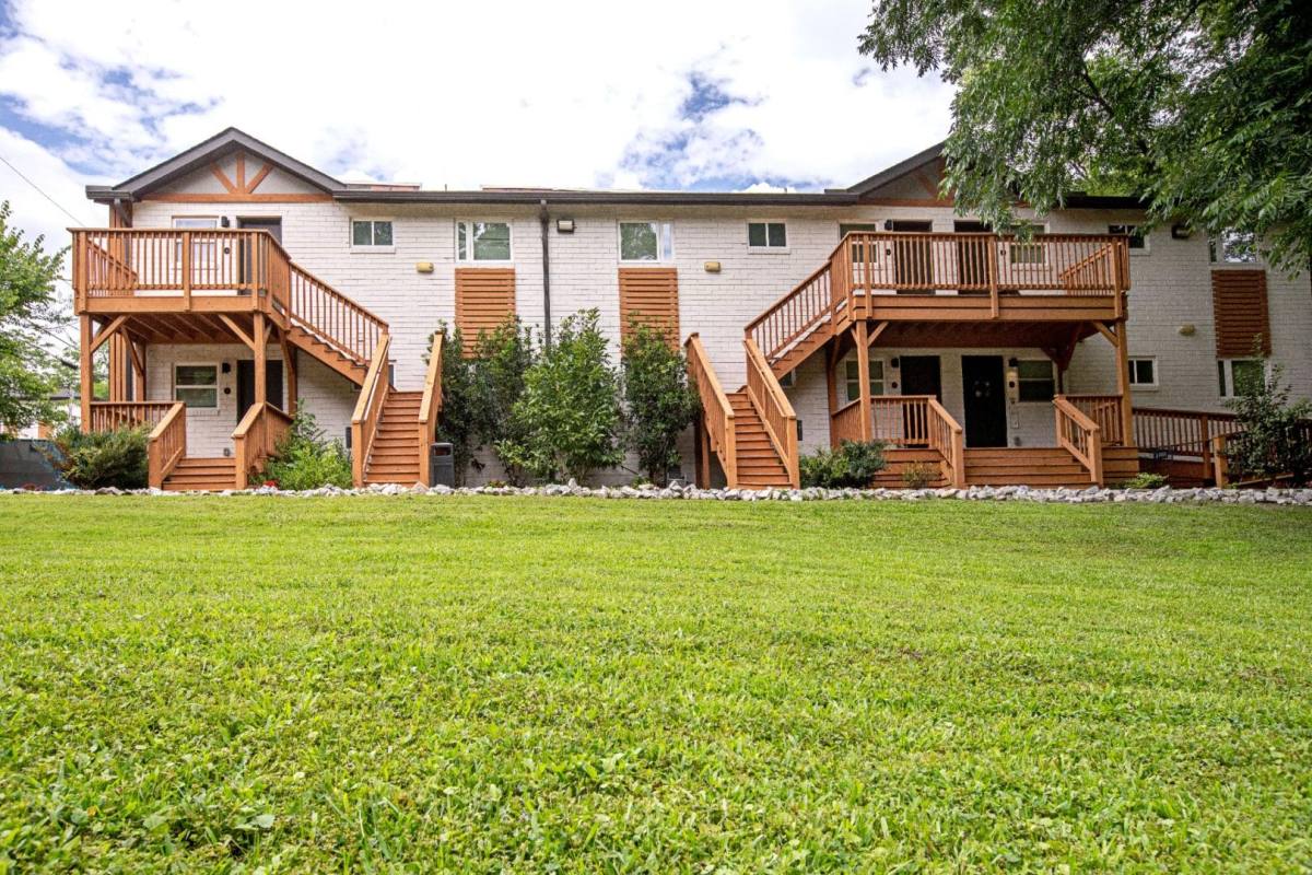 Apartment for rent at 551 Lindsay St NW #4, Atlanta, GA 30314