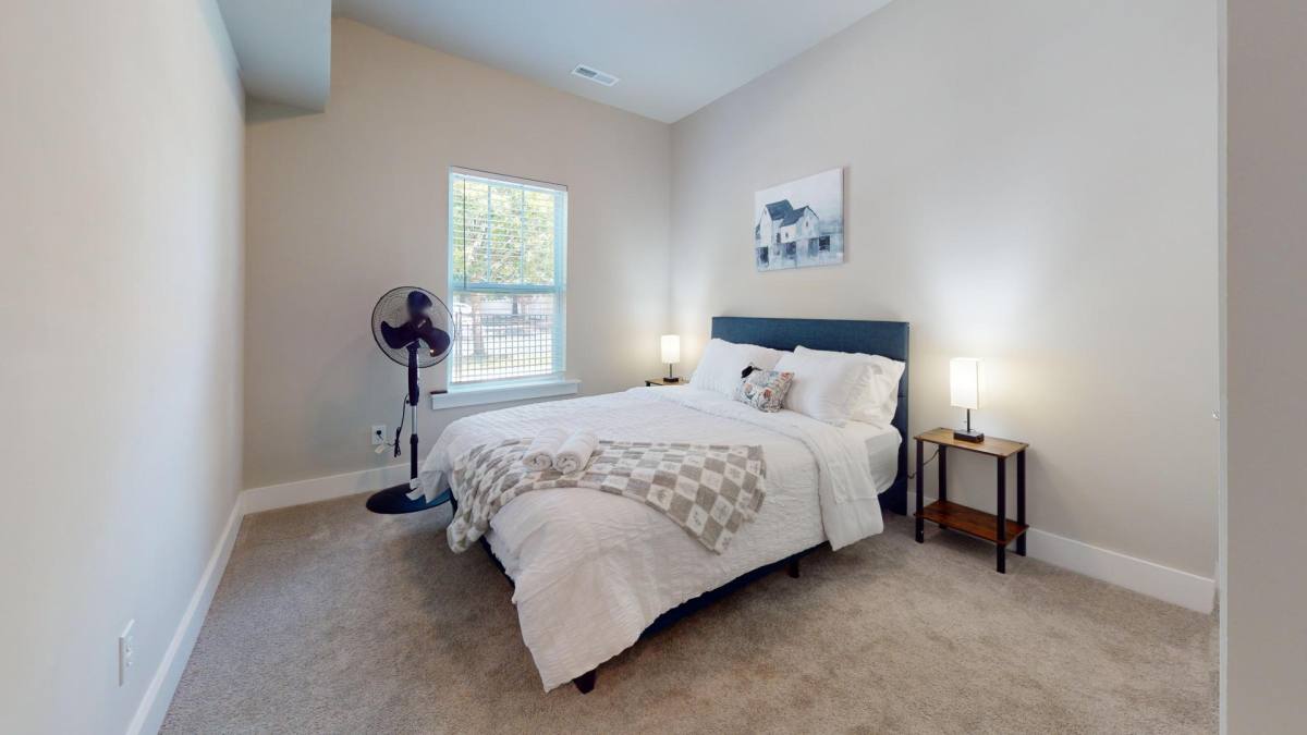 Townhouse for rent at 3948 Winterfield Place, Charlotte, NC 28205