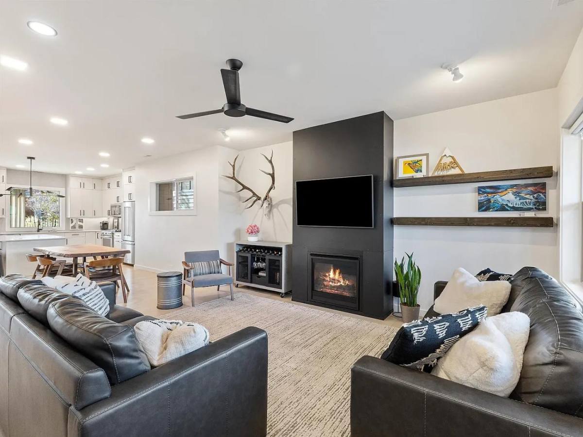 House for rent at 2082 Dennison Lane, Bozeman, MT 59718