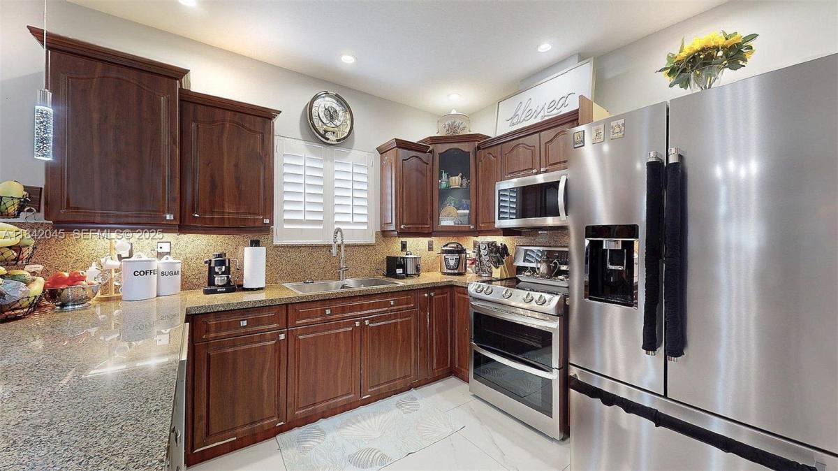 House for rent at 16247 SW 92nd Terrace #16247 92, Miami, FL 33196