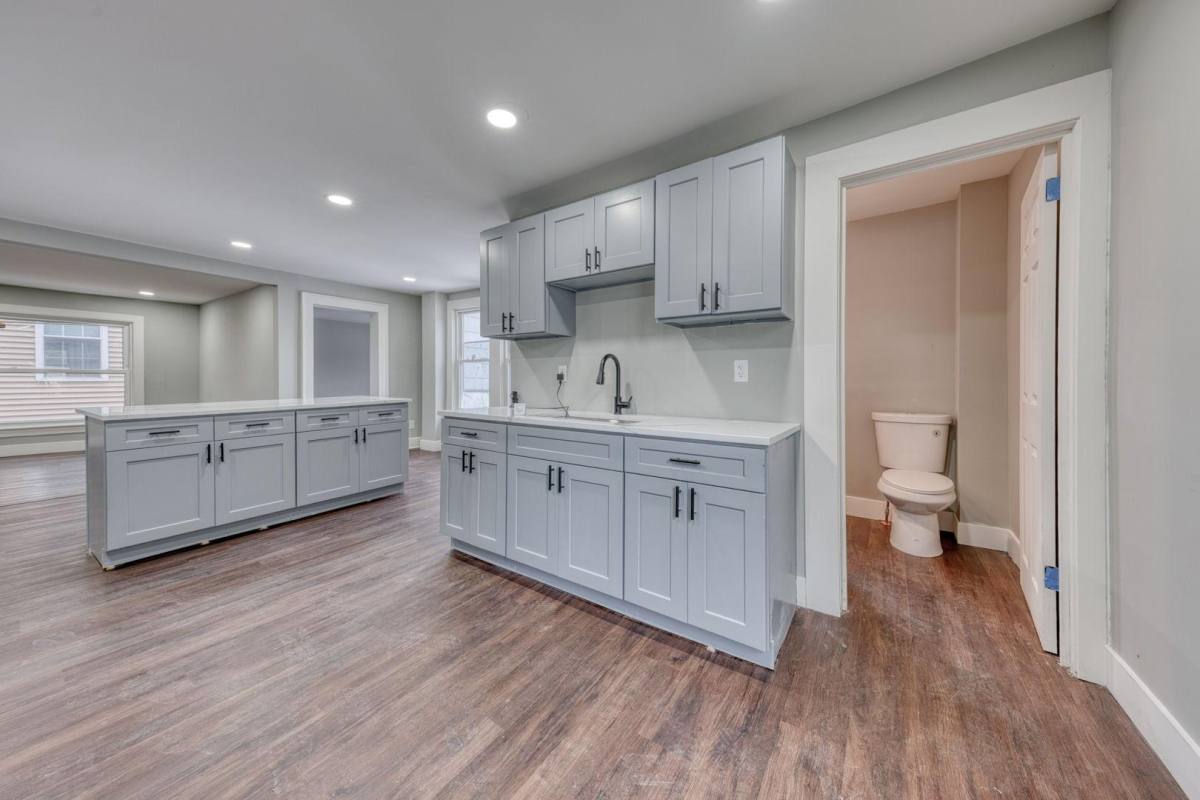 Apartment for rent at 68 Lewis Ave #2, Meriden, CT 06451