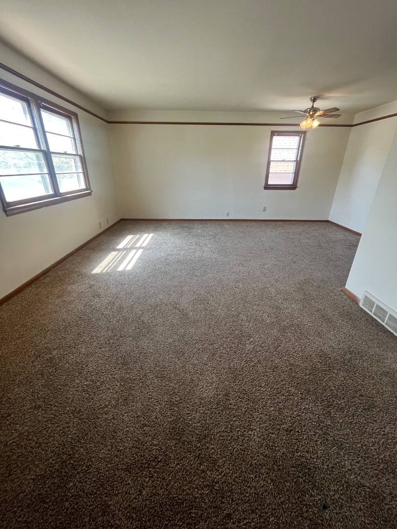 Apartment for rent at 9208 Ohio St #3, Omaha, NE 68134
