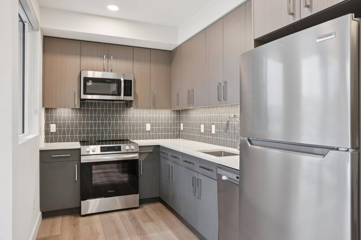 Apartment for rent at 5717 Carlton Way #708, Los Angeles, CA 90028