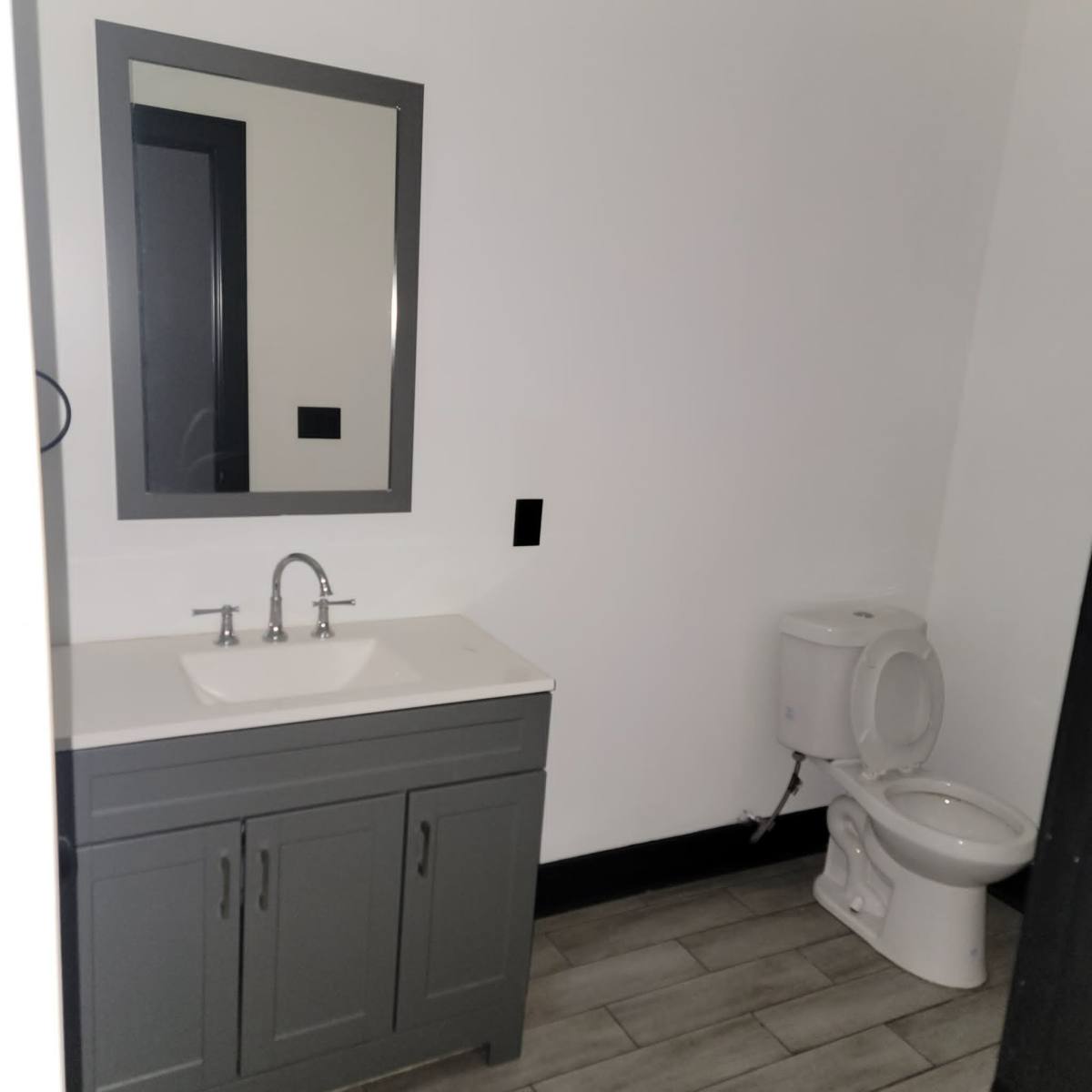 Apartment for rent at 450-452 Fairwood Ave 452 D St, Columbus, OH 43206