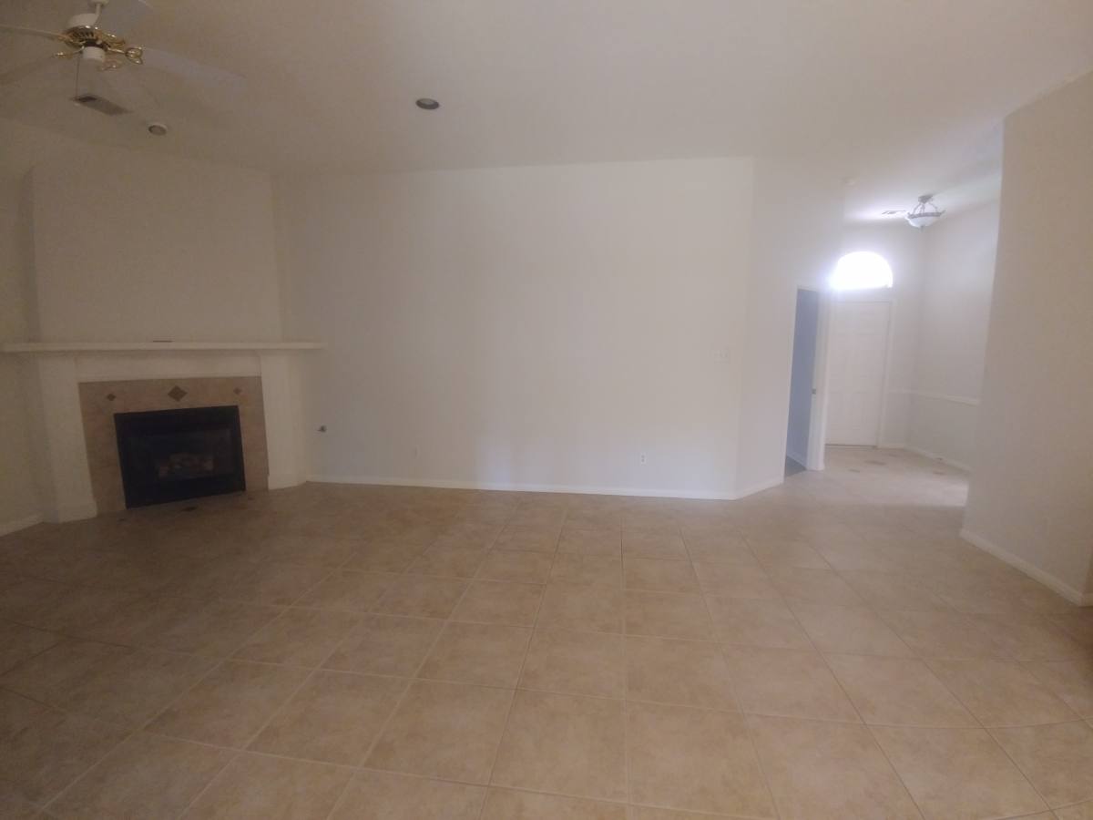 House for rent at 1802 White Stone Dr, Bryan, TX 77807