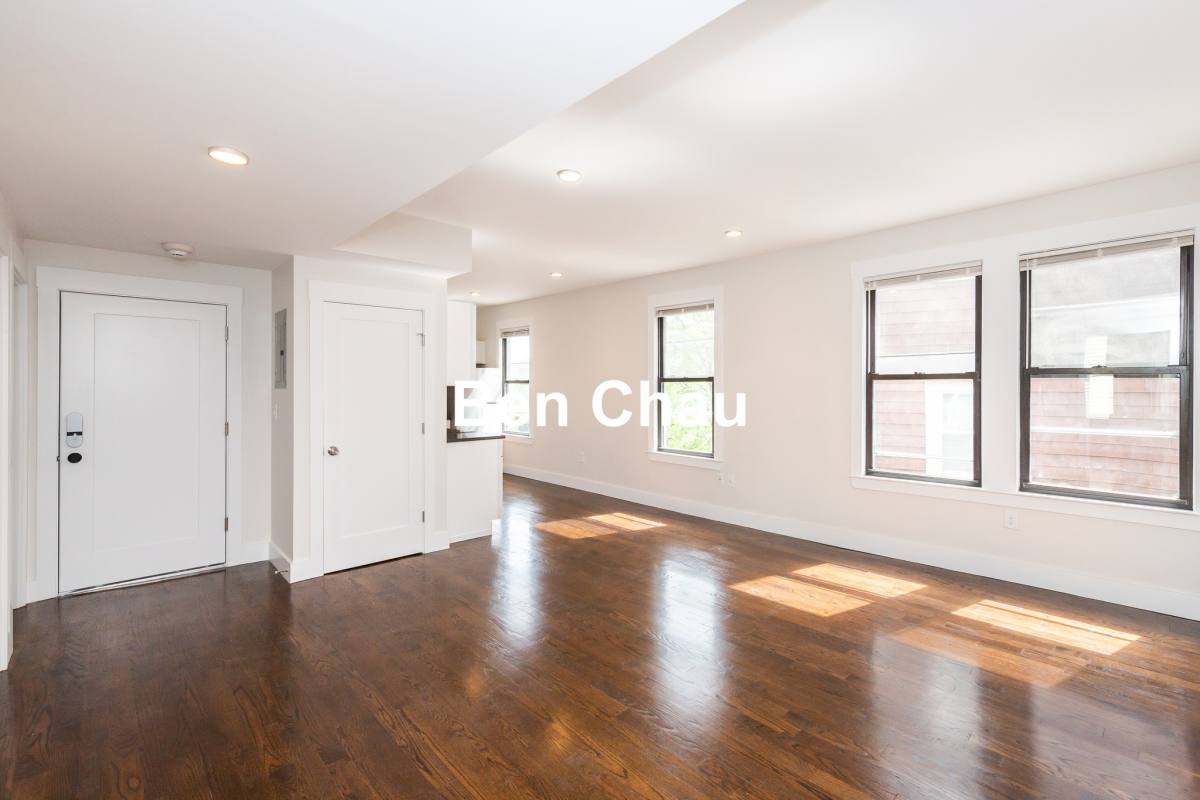 Apartment for rent at 24 Clary St #3B, Cambridge, MA 02139