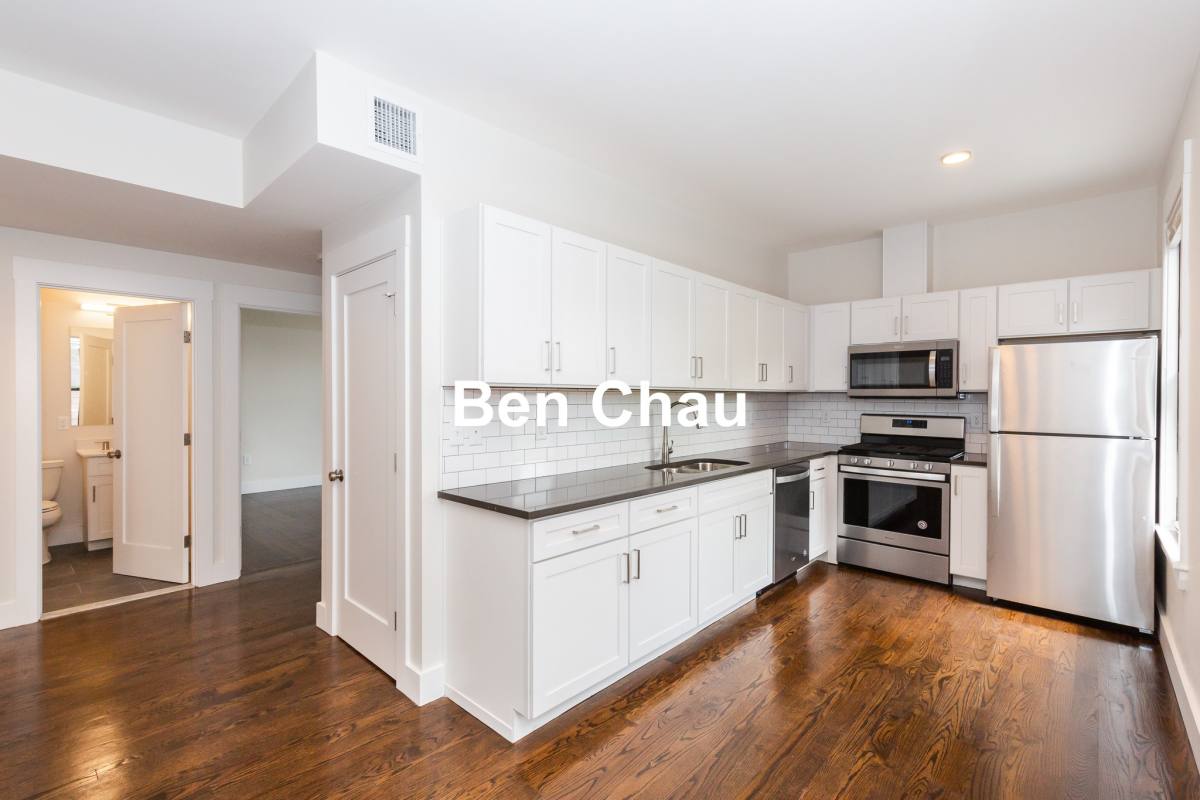 Apartment for rent at 24 Clary St #3B, Cambridge, MA 02139