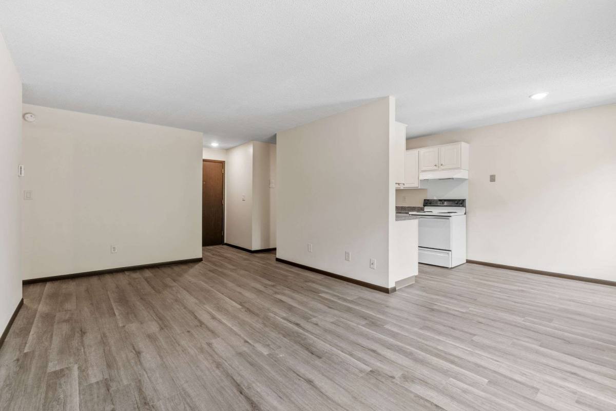 Apartment for rent at Como Park, 1415 Jessamine Ave W, Saint Paul, MN 55108