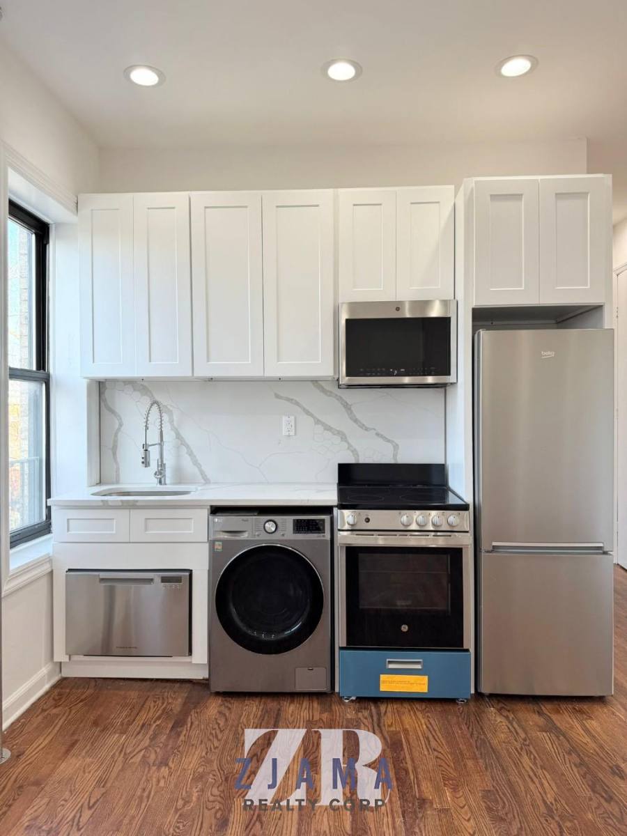 Apartment for rent at 471 Seventh Ave #3F, Brooklyn, NY 11215