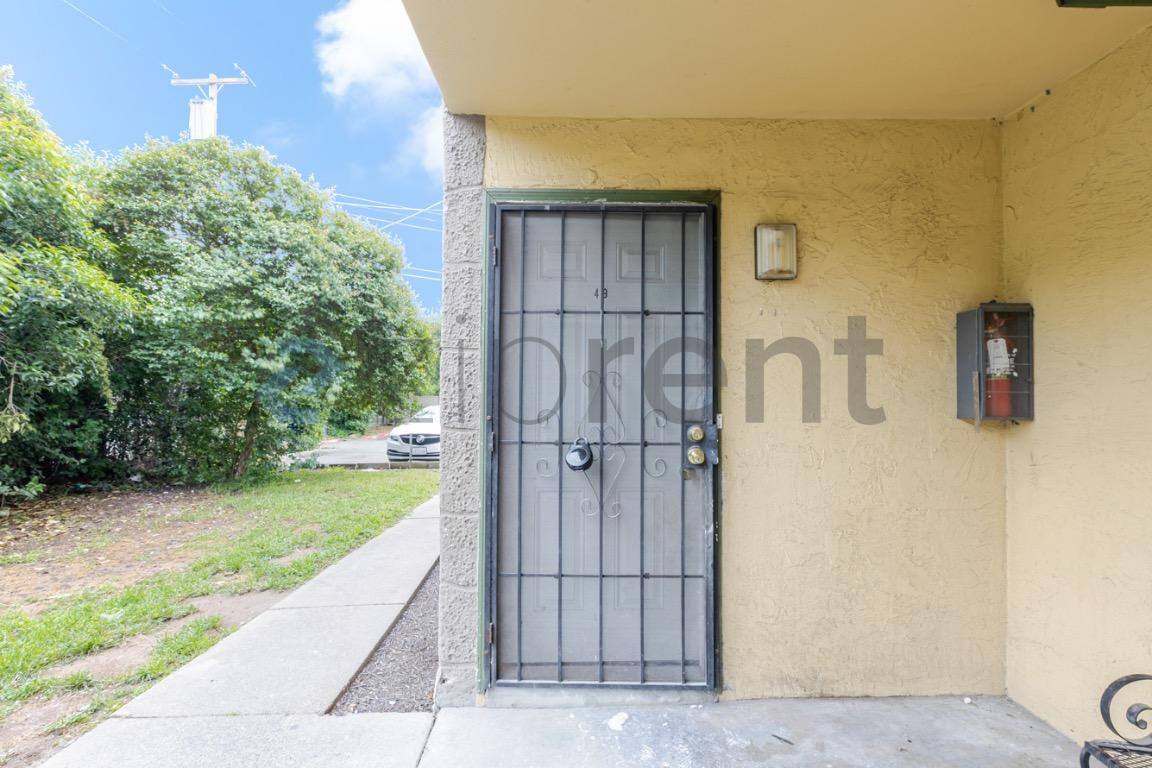 Apartment for rent at 4561 Ashcroft Ave #49, Sacramento, CA 95841