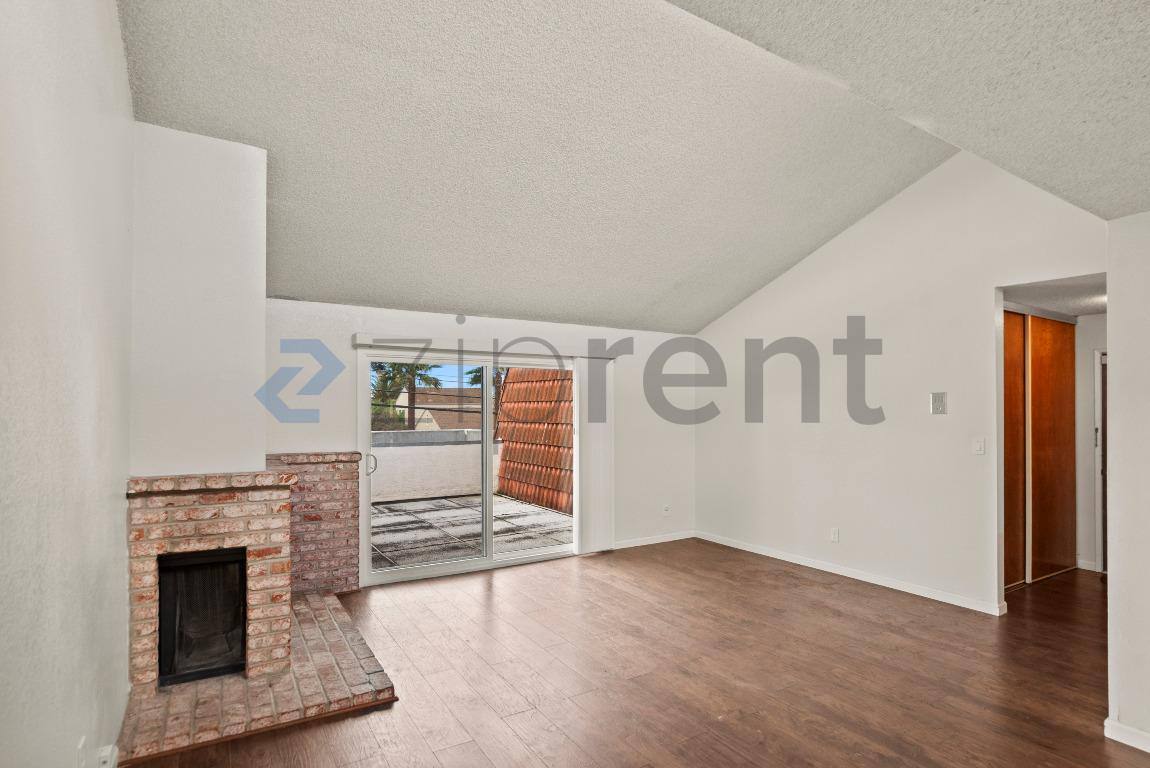 Apartment for rent at 2837 55th Ave #4, Oakland, CA 94605