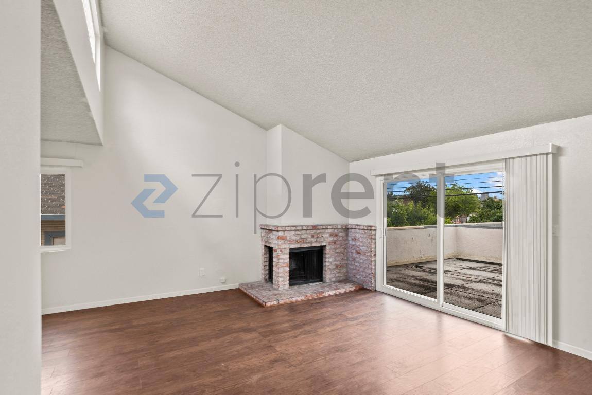 Apartment for rent at 2837 55th Ave #4, Oakland, CA 94605
