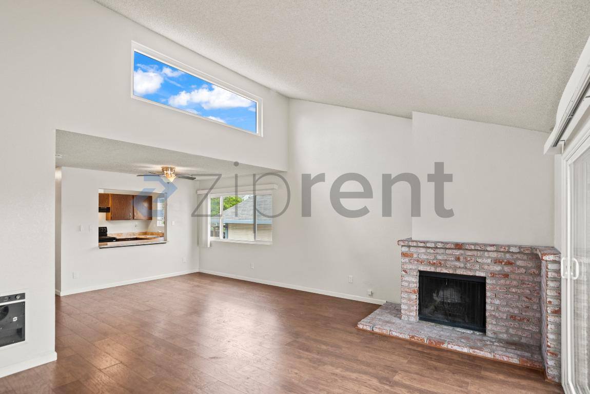 Apartment for rent at 2837 55th Ave #4, Oakland, CA 94605