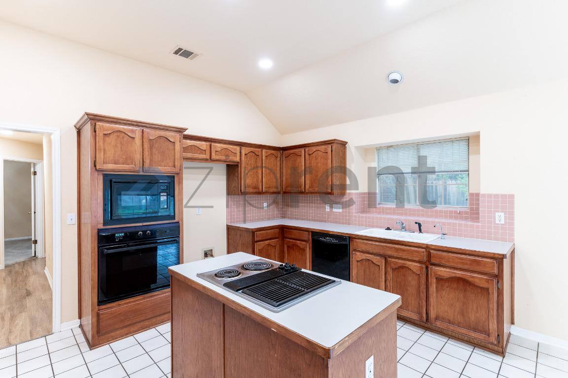 House for rent at 1215 Timber Bend Dr, Pflugerville, TX 78660