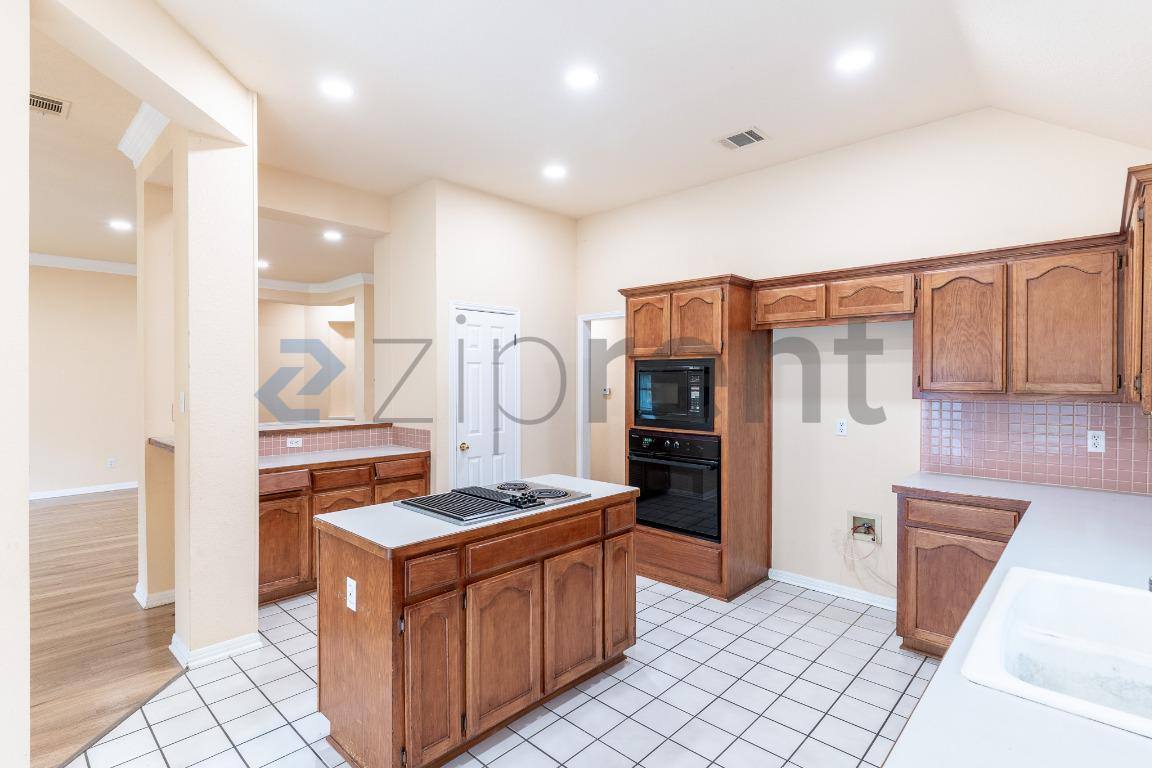 House for rent at 1215 Timber Bend Dr, Pflugerville, TX 78660