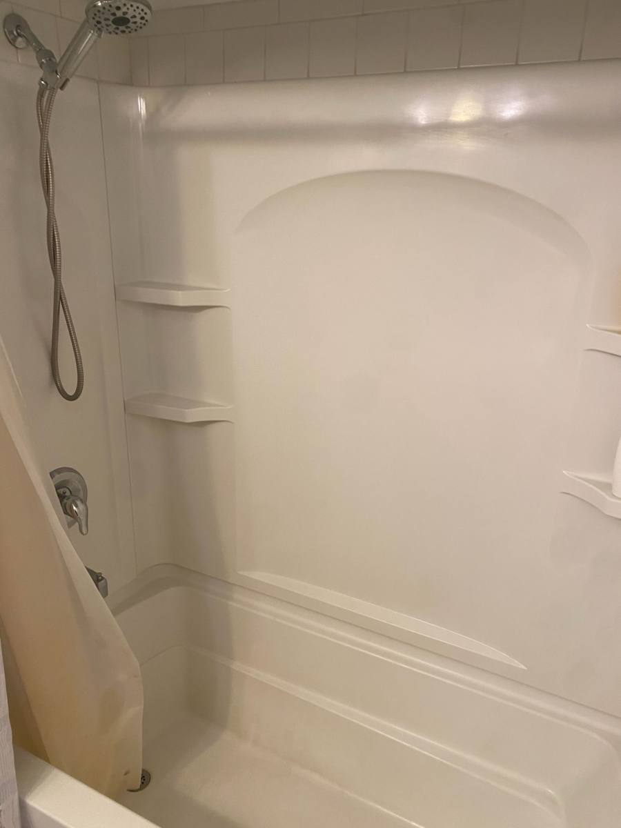 House for rent at 3828 Woodridge Rd, Cleveland, OH 44121