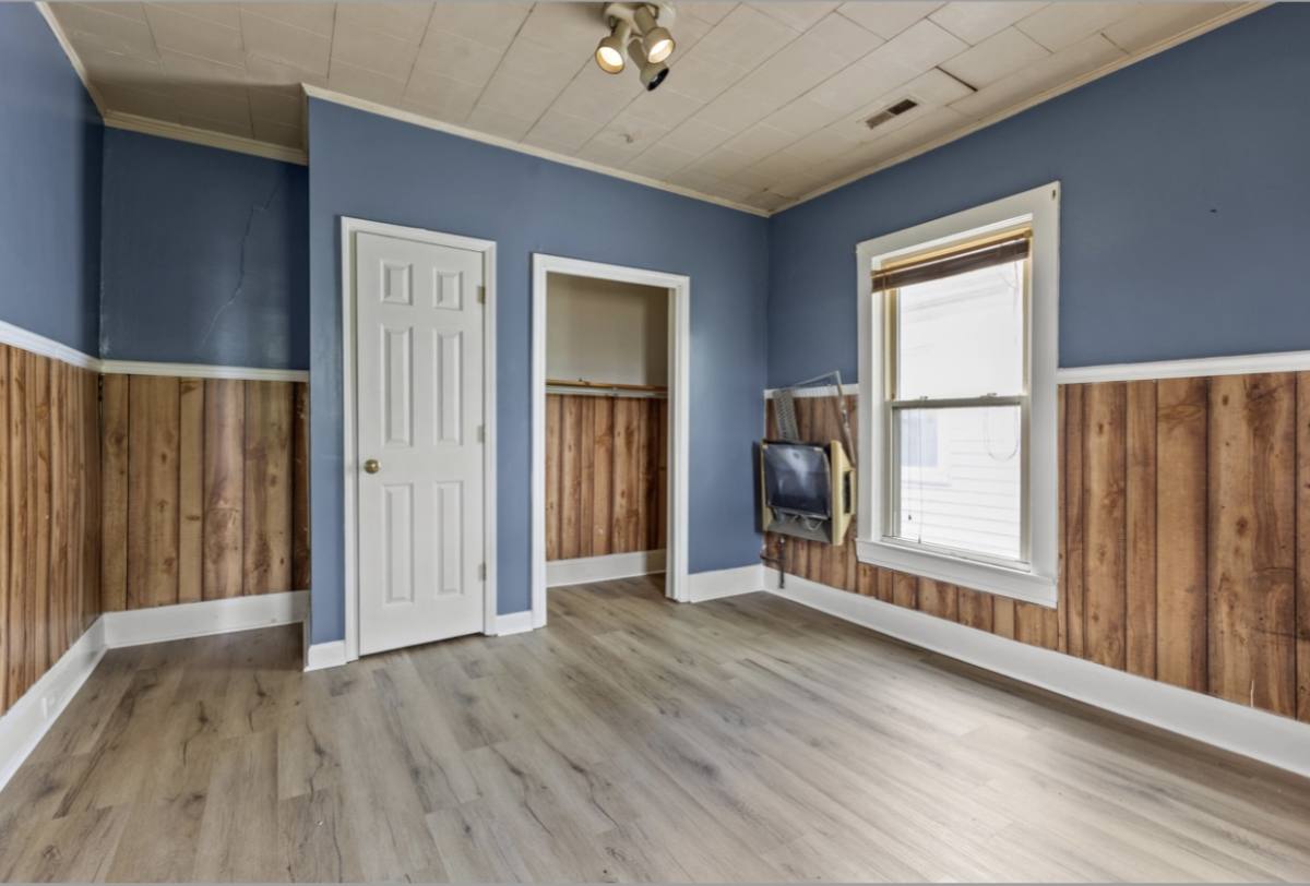 Apartment for rent at 127 S Highland St, Winchester, KY 40391