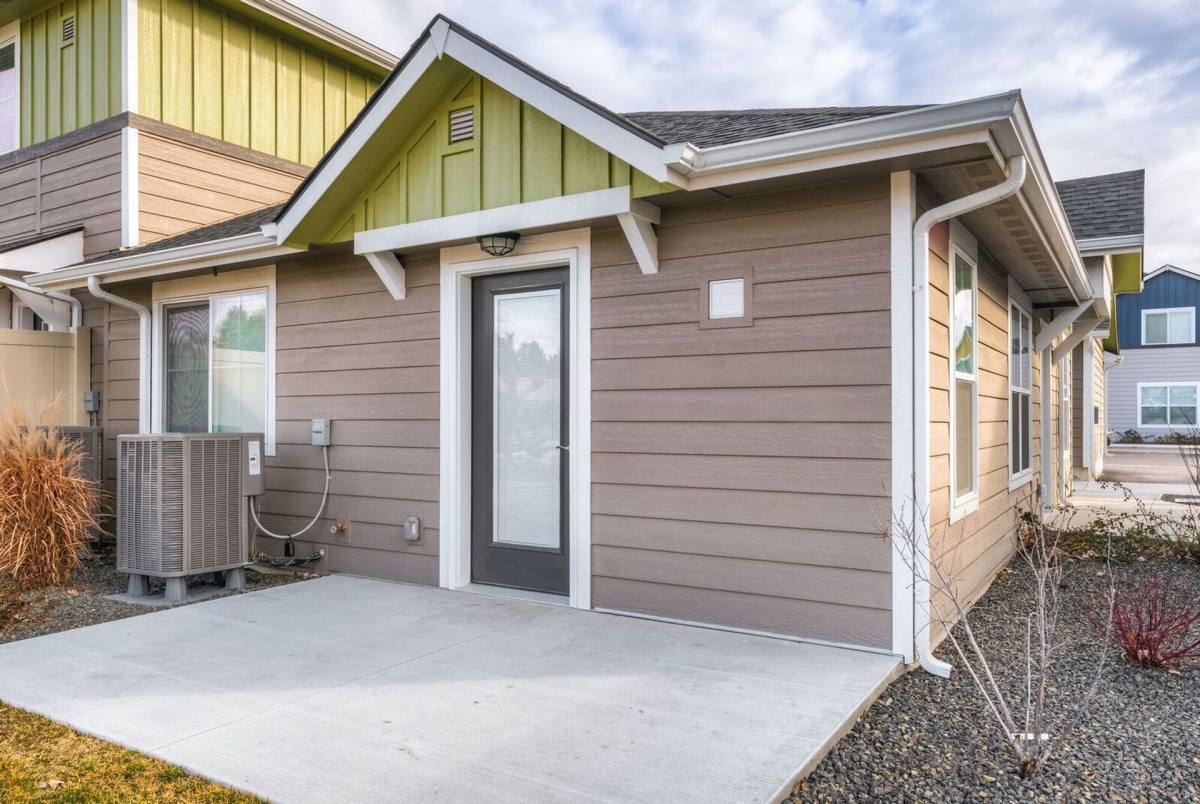 Apartment for rent at 1288 E Everest St, Meridian, ID 83646