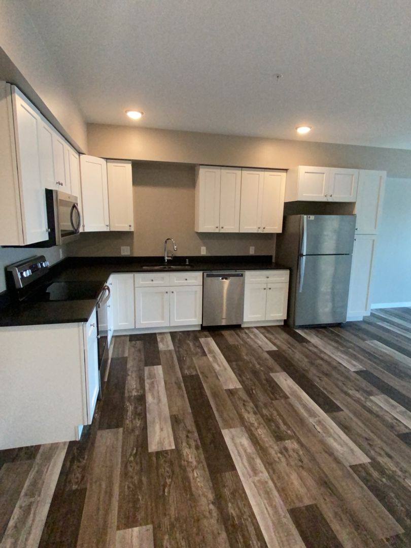 Apartment for rent at 112 37th St, Bellingham, WA 98225