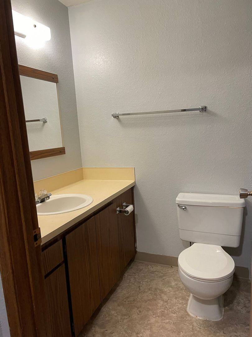 Apartment for rent at 2310 E Q Ave, La Grande, OR 97850