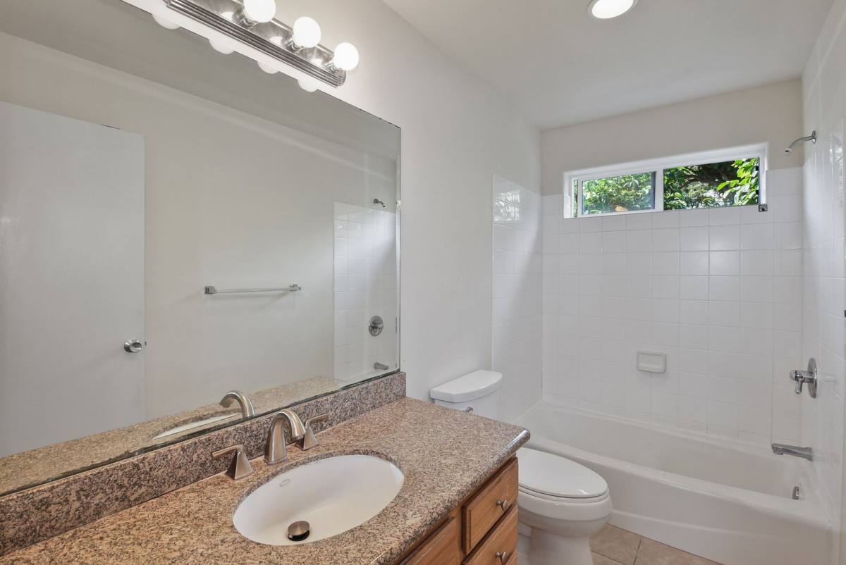 Apartment for rent at 81-6229 Hind Rd, Captain Cook, HI 96704