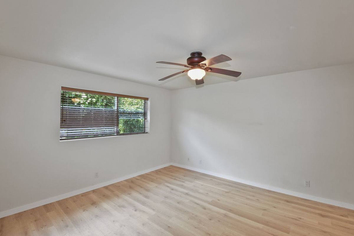 Apartment for rent at 81-6229 Hind Rd, Captain Cook, HI 96704