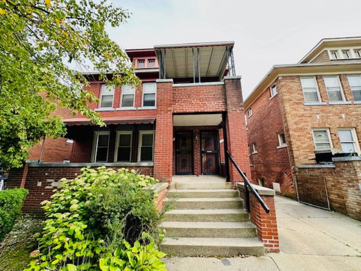 Apartment for rent at 4287 W Grand, Detroit, MI 48238