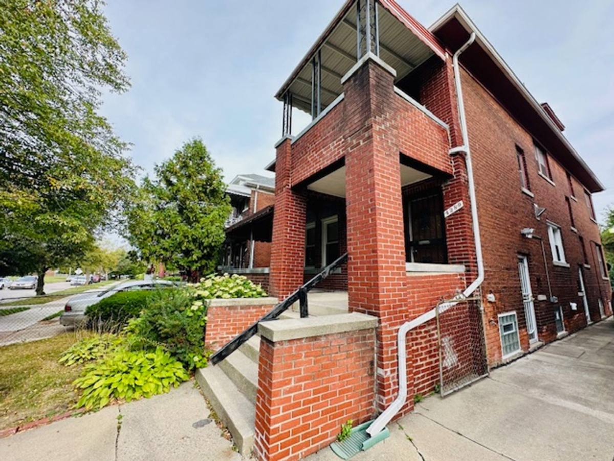 Apartment for rent at 4287 W Grand, Detroit, MI 48238