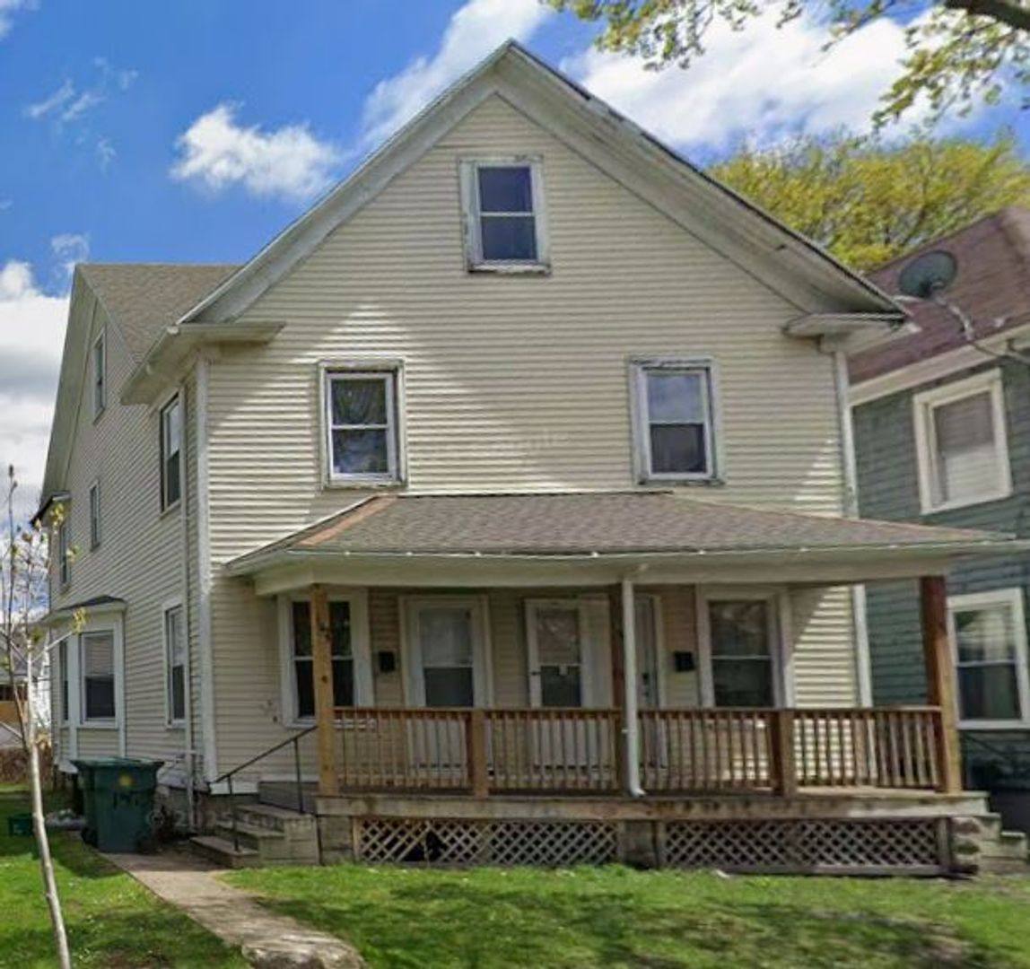 Apartment for rent at 142-144 Bowman St, Rochester, NY 14609