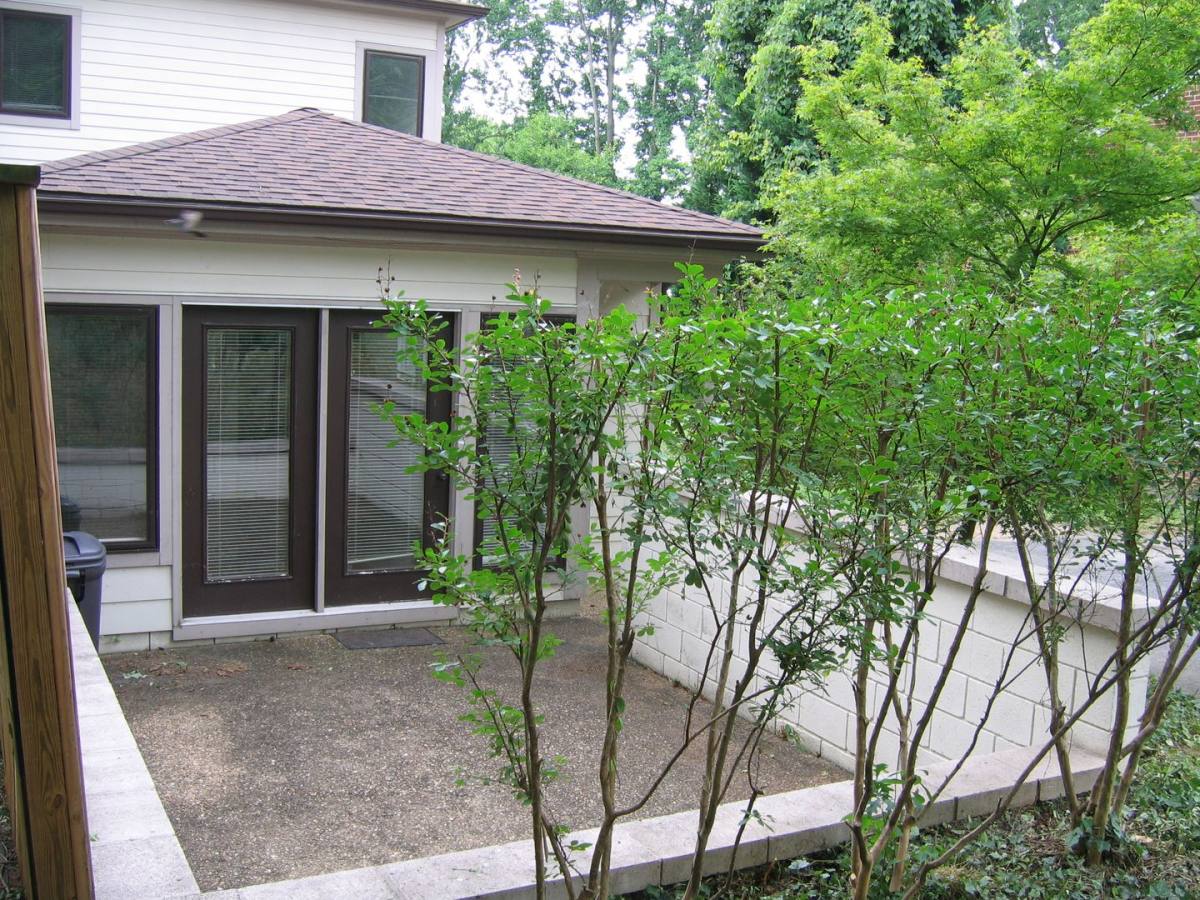 Apartment for rent at 2312 Price Ave, Charlottesville, VA 22903