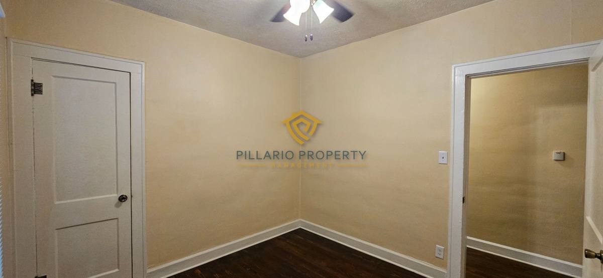 Apartment for rent at 3709 Brookside Parkway S Dr, Indianapolis, IN 46201