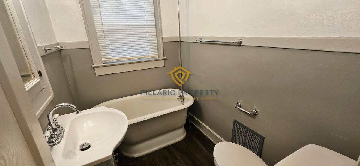 Apartment for rent at 3709 Brookside Parkway S Dr, Indianapolis, IN 46201