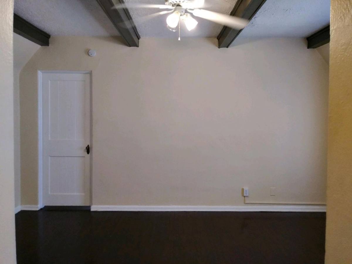 Apartment for rent at 912 Haskell Ave, Rockford, IL 61103